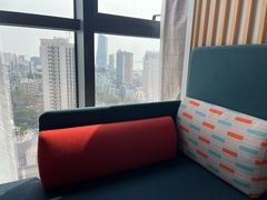 -珠海拱北口岸智选假日酒店