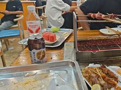 -哈尔滨小酒馆·鲜肉现穿自助烧烤(康新花园店)