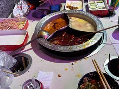 -钢管厂五区小郡肝串串香火锅(人民广场店)