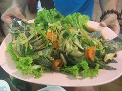 -班赞海鲜市场胖阿姨加工点