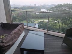 -深圳隐秀山居酒店
