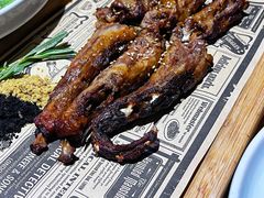 石头烤整根羊尾尖-蒙料·手把肉(望京店)