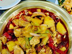 -牛一嘴·兰州牛肉面·大盘鸡(财富中心店)