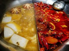 红颜花胶鸡锅-湊湊火锅·茶憩(杭州湖滨银泰in77店)