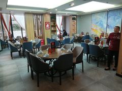 大堂-有红鸡毛店·川菜(建设路店)