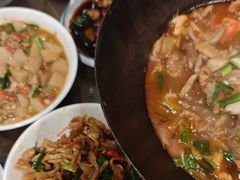 -富正毅三下锅·湘西韵味(天门山索道店)