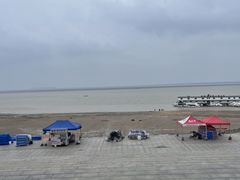 -巴陵广场