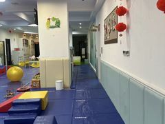 -澳洲袋鼠早教(金辉环球广场店)