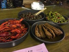 -去吃小龙虾·江湖菜·烧烤(南滨路店)