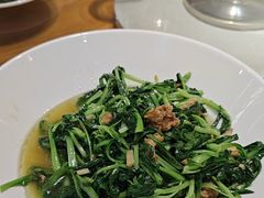 -黄泥岗·地道湖北菜(奥特莱斯店)