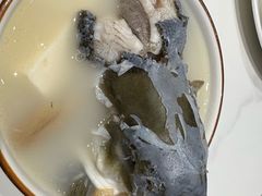 雅鱼头-干老四雅鱼饭店(滨江西路店)