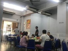 -量贩海鲜餐厅