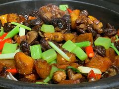 小香菇焖香肘-赤宴·川菜(玉林店)