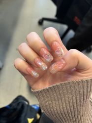 -吉吉靓甲美睫