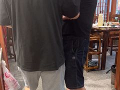 -乡土黄·鲜牛肉火锅·小龙虾(兴业街店)