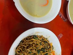 -三百碗宝应长鱼面(板仓街店)