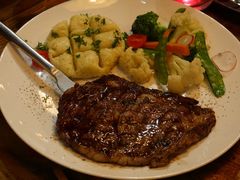 -SISTERS BAR RESTAURANT川意酒馆(嘉善老市H楼店)