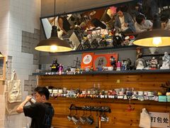 -Be Lived Cafe比例咖啡(摩天轮店)