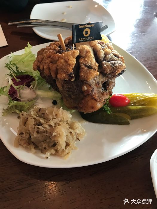 haxnbauer海森堡现代德国餐厅(上海金鹰店)海森堡柏林传统猪肘图片