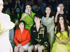-欢乐海岸椰林沙滩-2025湾区超级灯会