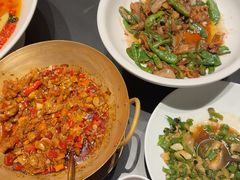 -沅江水·湖南家宴(南村万博长隆商圈店)