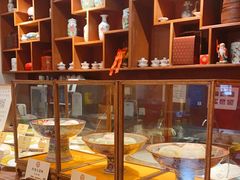 面包甜点陈列柜-富华斋饽饽铺·宫廷糕点·伴手礼(护国新天地店)