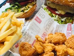 -The Habit Burger Grill 哈比特汉堡(复兴soho店)