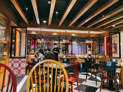 大堂-江边城外烤全鱼(方庄时代购物中心店)