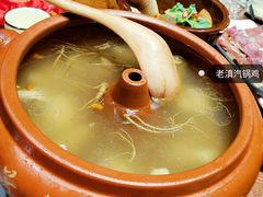 -老滇山寨•云南特色菜•地方菜•民族风情歌舞表演(金碧店)