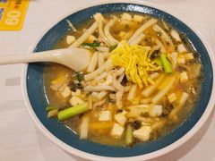 嵊州豆腐汤年糕-咬不得高祖生煎·简餐(城站店)