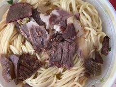 -杨记清芳牛肉拉面(宝龙广场店)