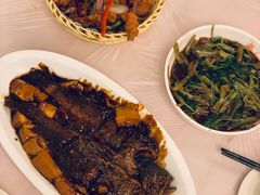 红烧豆腐烩黄鱼-玲珑餐厅(陕西南路店)