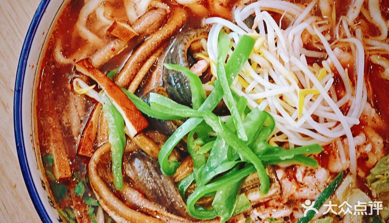 碳水精们一起云嗦面｜私藏版好恰锅盖面🍜