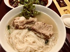 特级龙骨面线汤-松发肉骨茶SongFa(静安嘉里中心店)