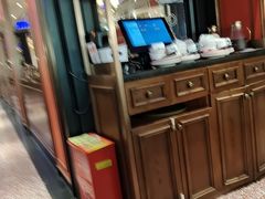 -新白鹿餐厅(百联中环店)