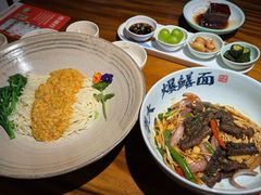 -李犟大爆鳝面·手工蟹黄包(湖滨西湖店)