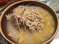 鱿鱼煨笋丝-井水小厨·湘菜(活力广场店)