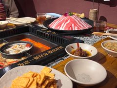 -老牌坊云南鱼豆花火锅(哈西万达店)