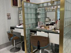 -海马体照相馆(环贸iapm大师爱情店)