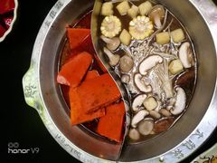 -大龙辣火锅·龙虾·烧烤(湖滨新天地店)