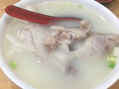 -雷祖芳老妈蹄花店