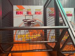 -极限PLAY运动娱乐新世界·团建派对潮玩休闲馆·室内蹦极高空游乐园