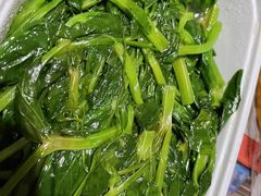 清炒豌豆尖-渝信川菜(长安店)