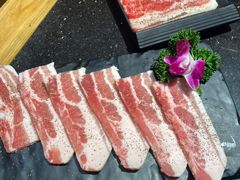 -韩烧牛中牛·甄选黑牛烤肉(黑金店)