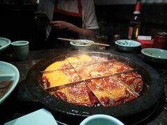 -红九格老火锅(三峡广场店)