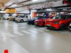 -浦东嘉里城-停车场