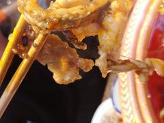-沪小二炭火蛙锅(淮海中路美食不夜城店)