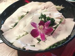 -三人行骨头王火锅(长寿店)