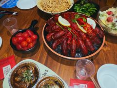 -巴厘龙虾·榜首油焖大虾(音乐学院·沿江酒馆店)