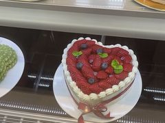 -花花卷卷·鲜食蛋糕(静安久光百货店)